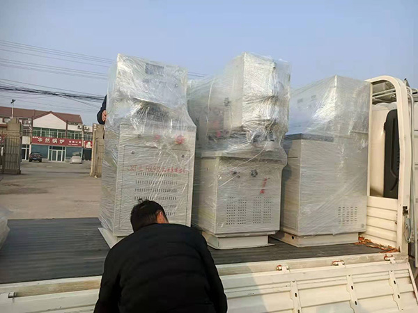 泰山海特牌F6L912機(jī)油泵試驗臺、噴油泵試驗臺等設(shè)備同時發(fā)貨